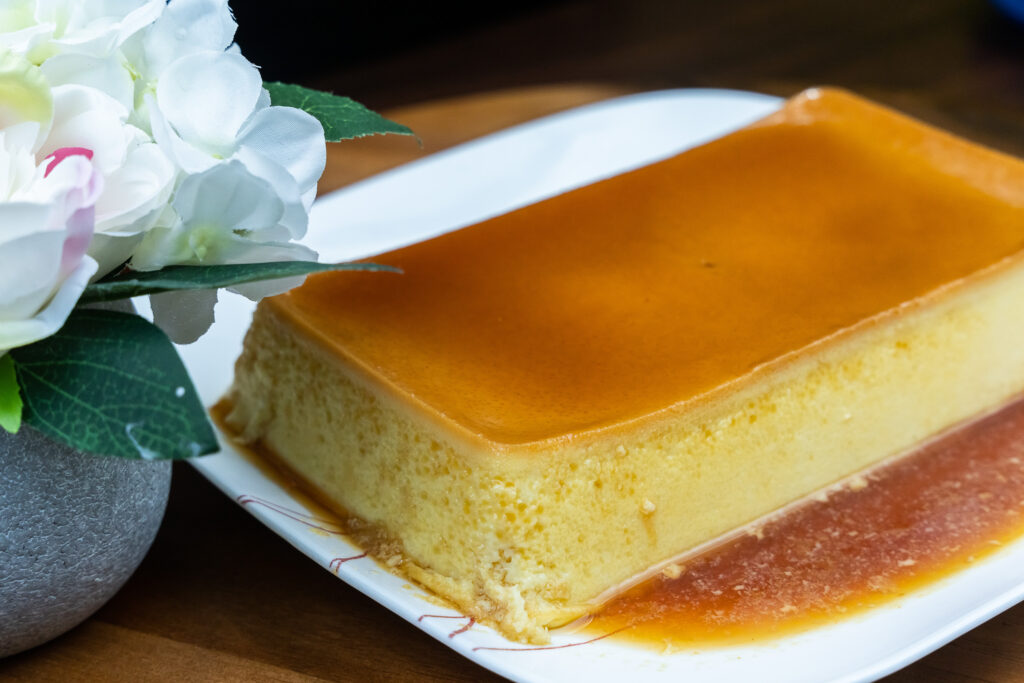 Condensed milk egg pudding Que Bien Sabe by Marina